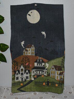 Vintage Style Halloween Hand Towel